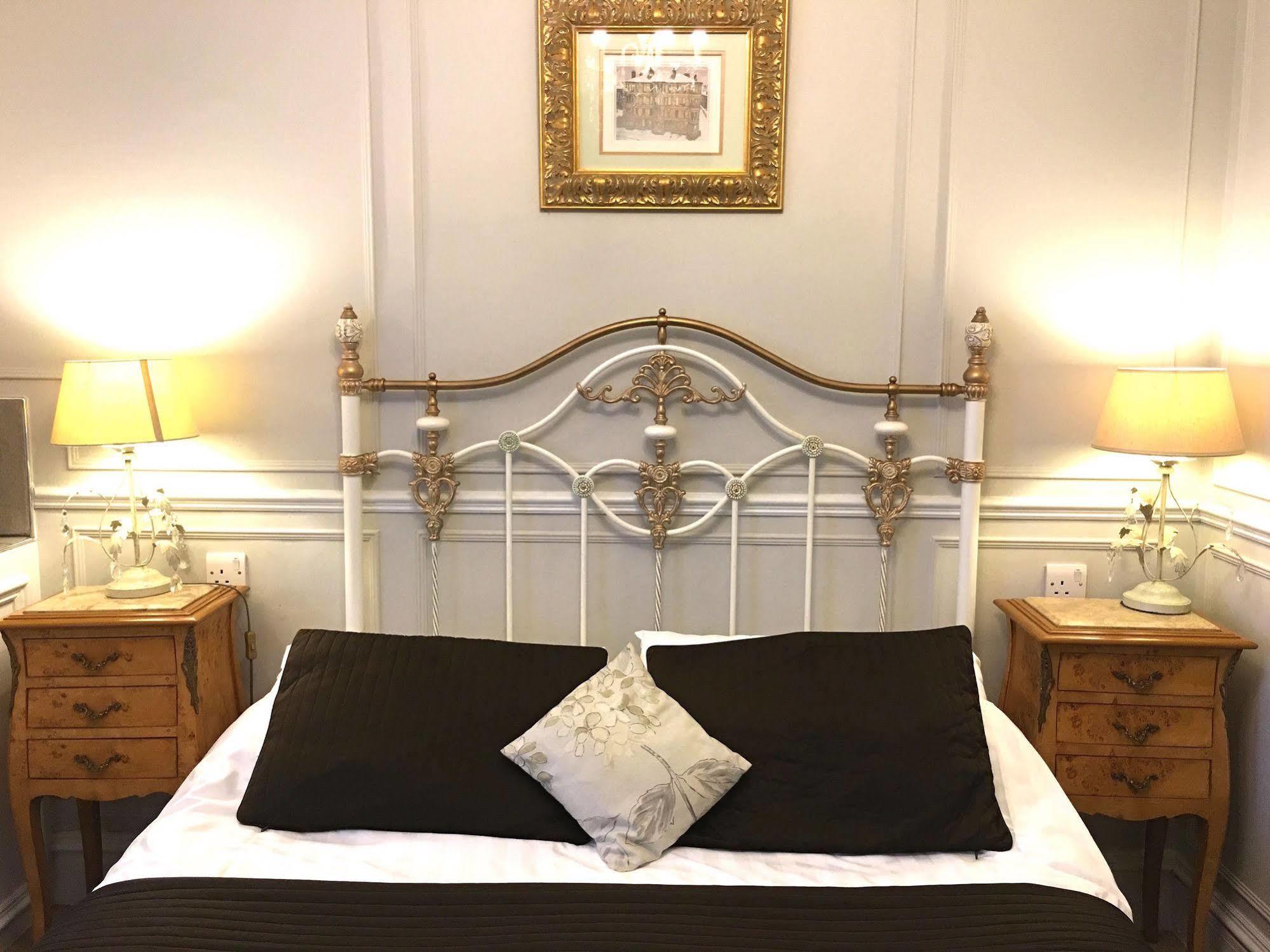 The Alamo Guest House Glasgow Buitenkant foto